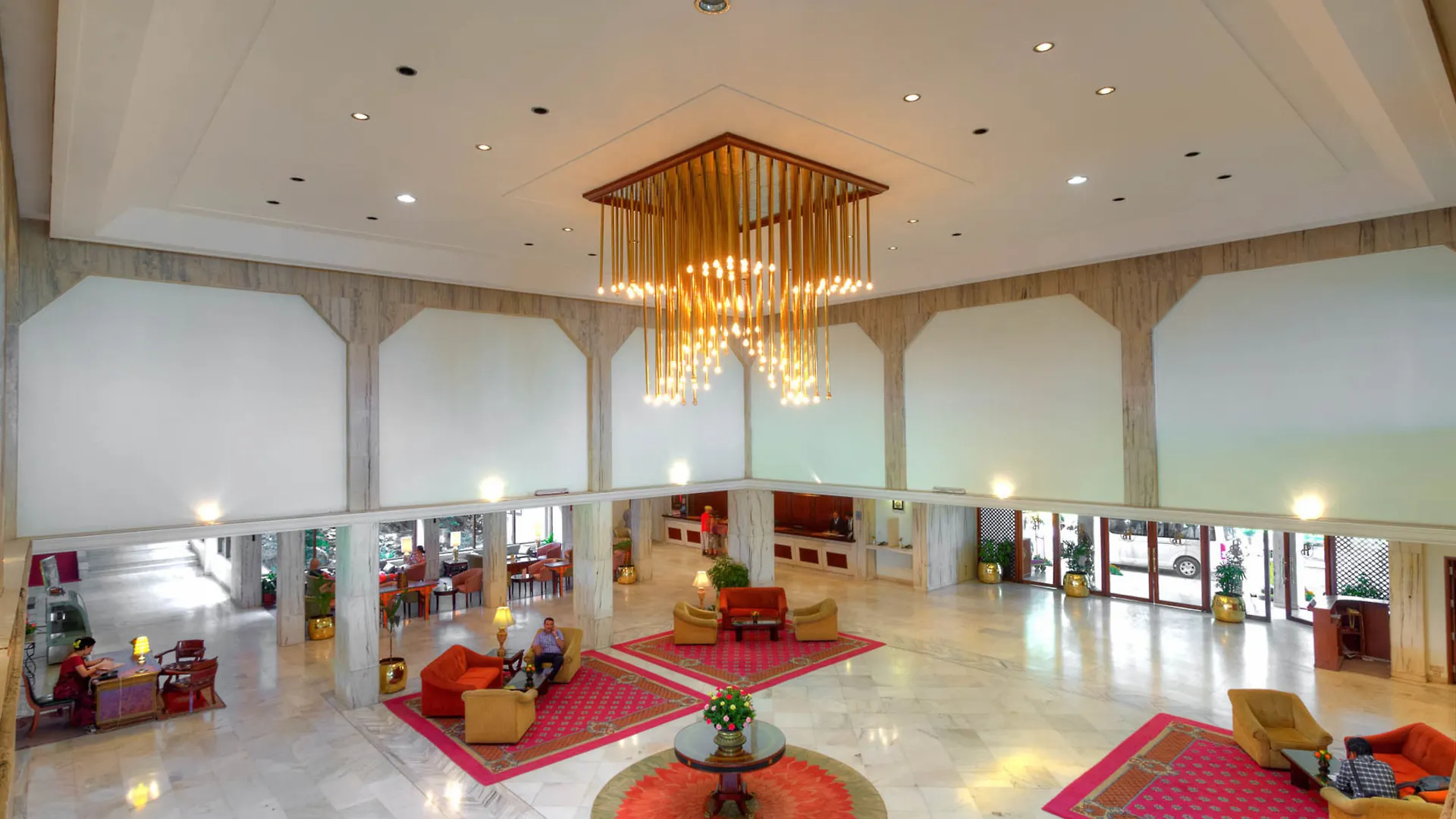 Hotel Himalaya Kathmandu 5*,